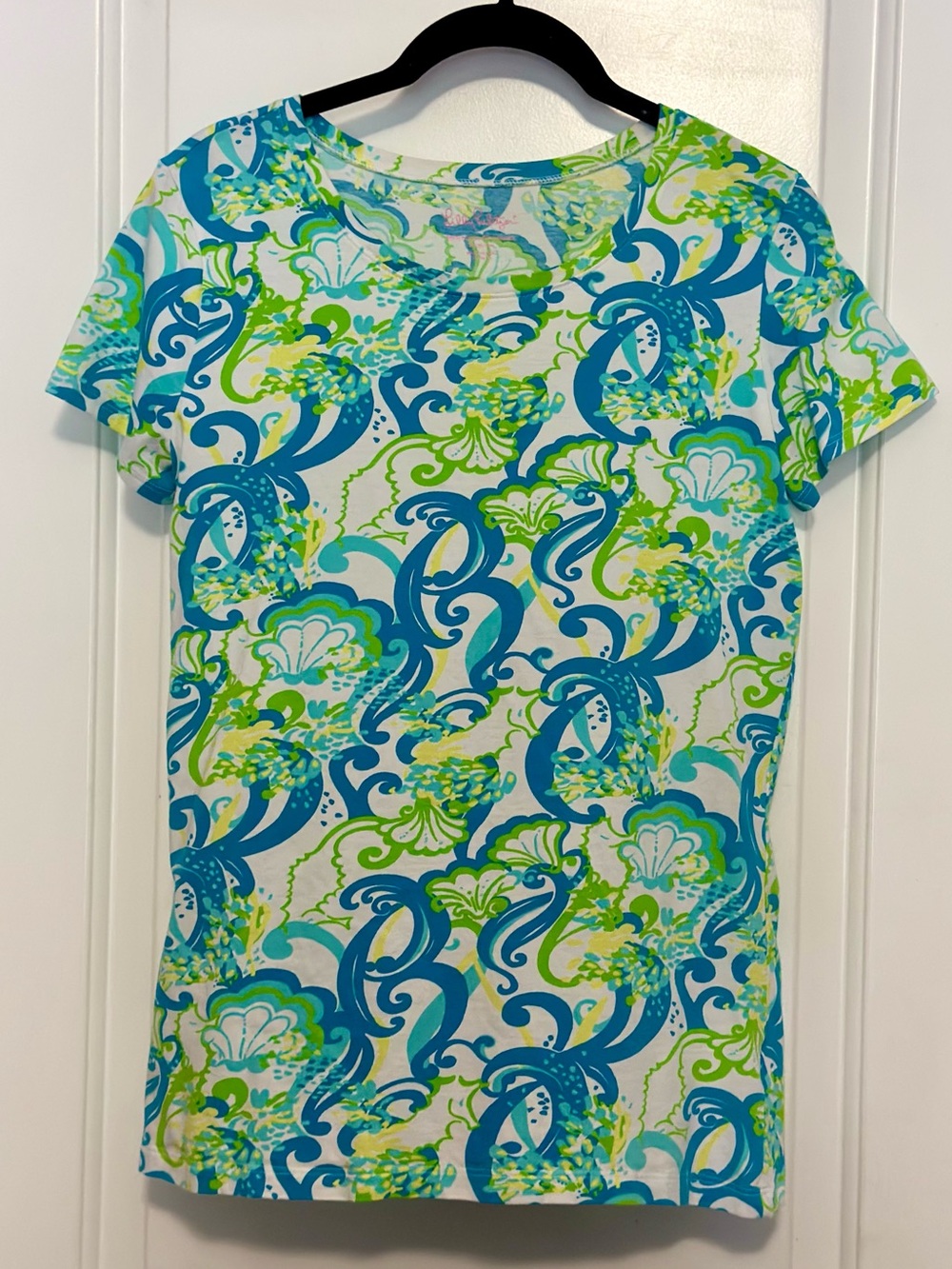 Lilly Pulitzer Blue, Teal & Lime Floral Swirl Short Sleeve Tee